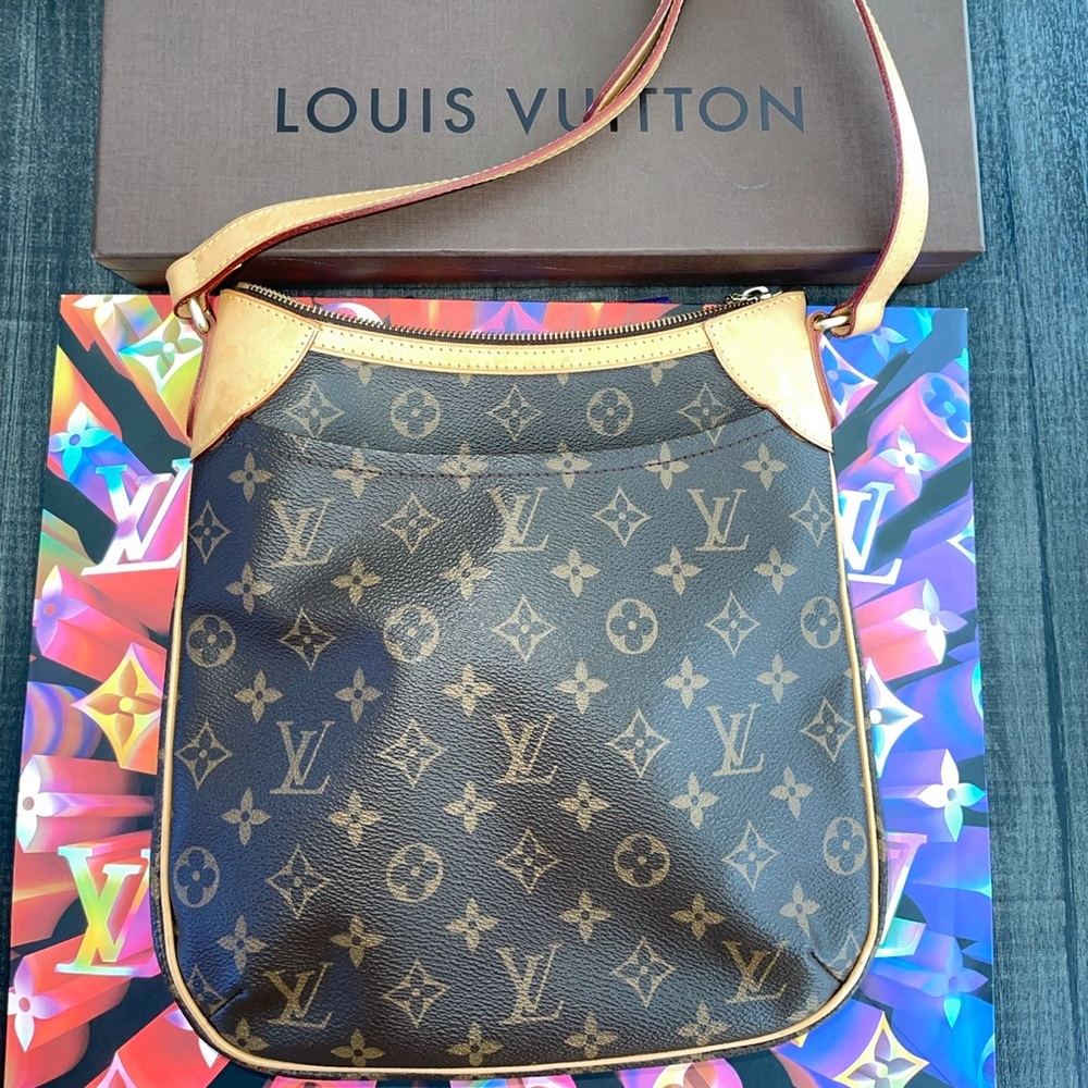 LOUIS VUITTON ODEON PM CROSS BODY SHOULDER BAG MONOGRAM M56390 CA1192 51981